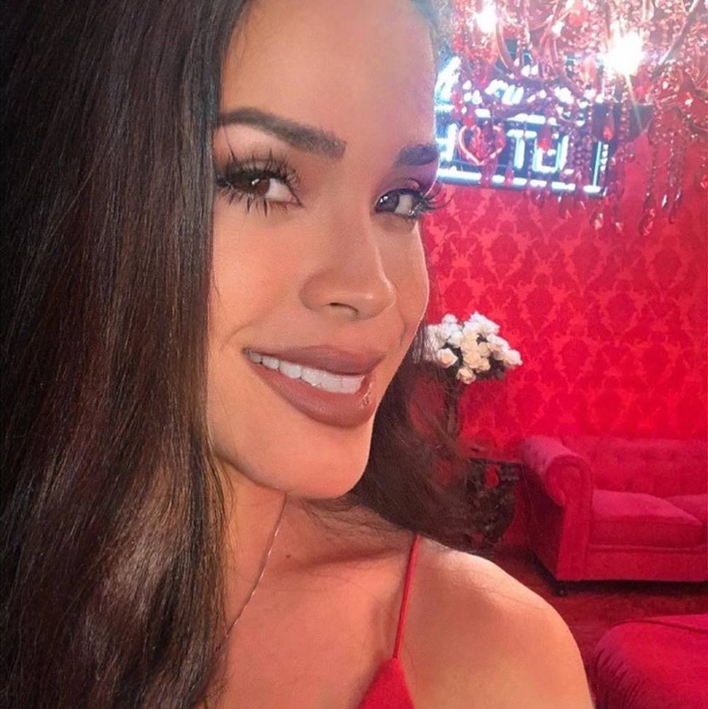 Meet your Posher, Kassandra